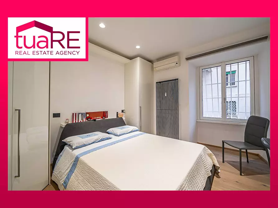 Immagine 1 di Appartamento in vendita  in Via Acherusio a Roma