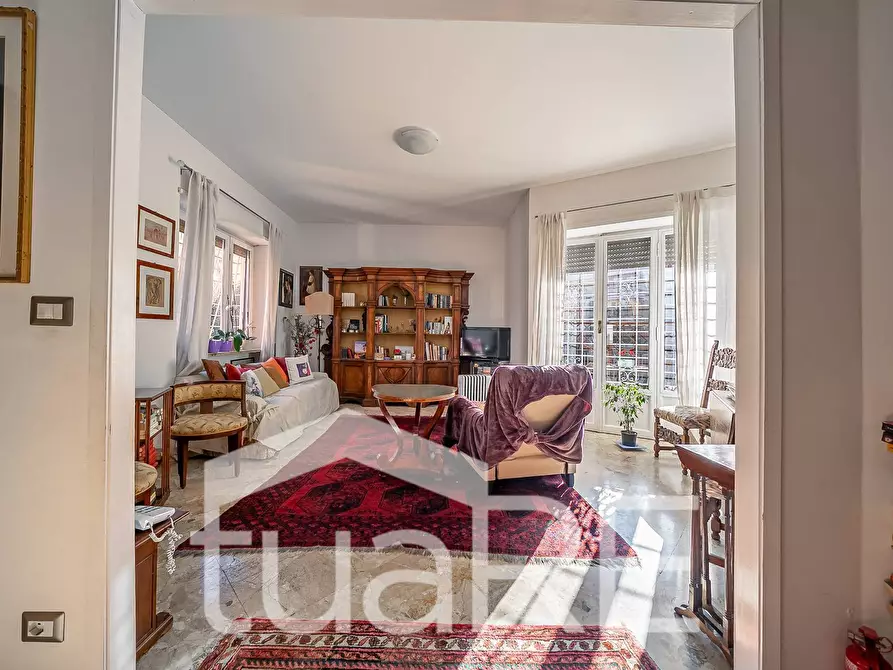 Immagine 2 di Appartamento in vendita  in Via Livio Pentimalli a Roma