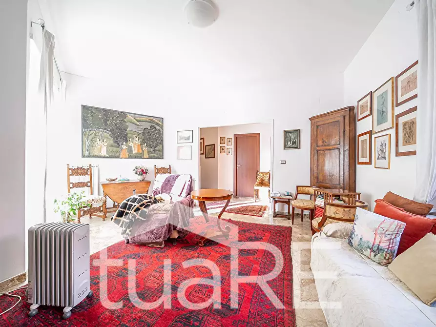 Immagine 3 di Appartamento in vendita  in Via Livio Pentimalli a Roma