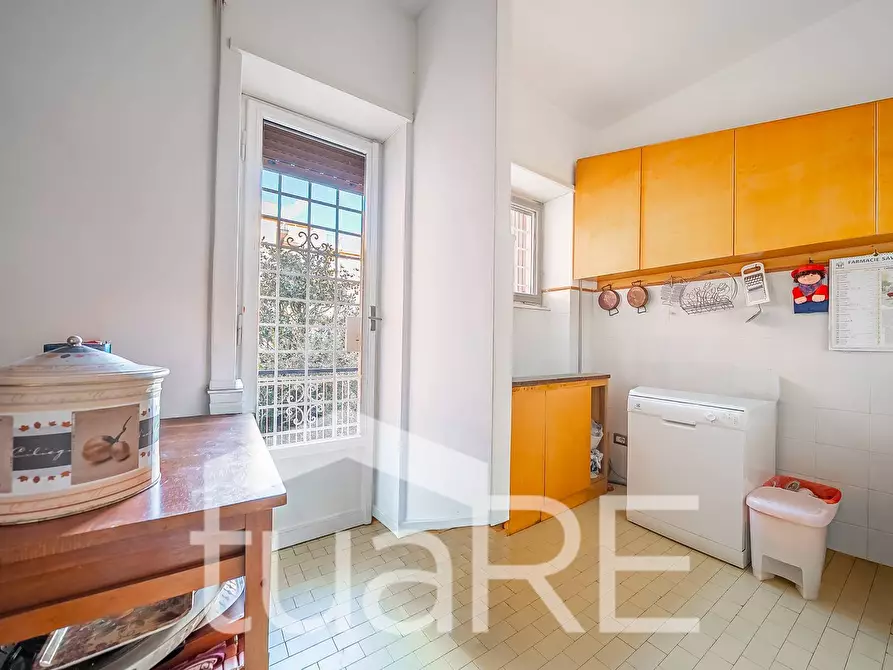 Immagine 5 di Appartamento in vendita  in Via Livio Pentimalli a Roma