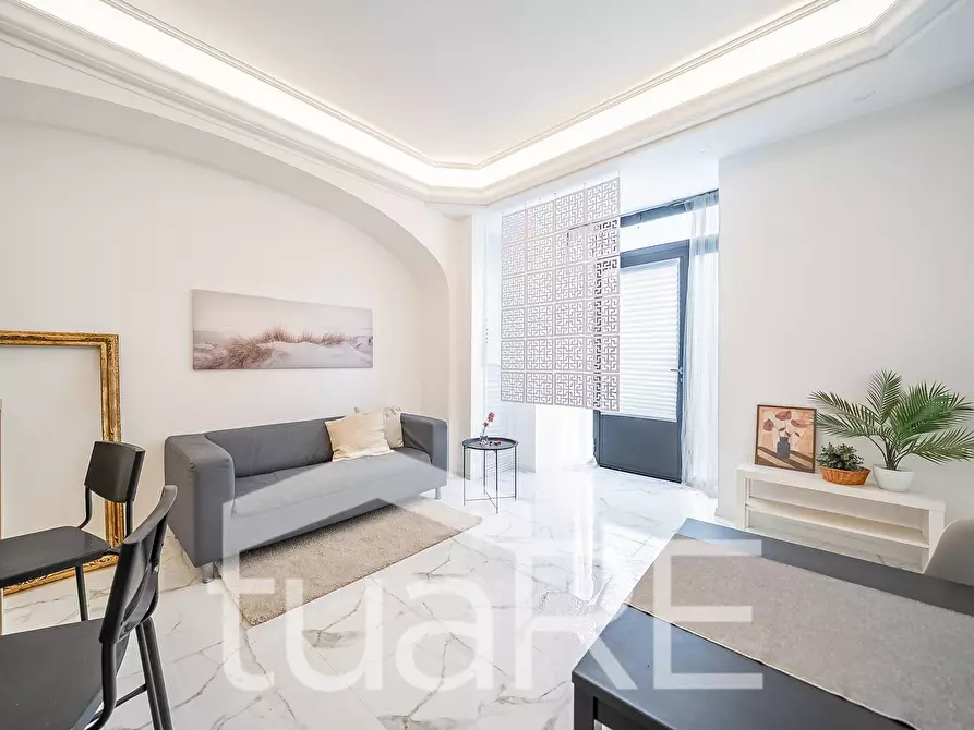 Immagine 4 di Appartamento in vendita  in Via Labicana a Roma