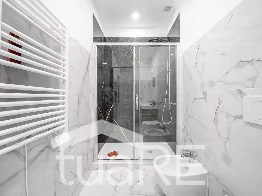 Immagine 6 di Appartamento in vendita  in Via Labicana a Roma