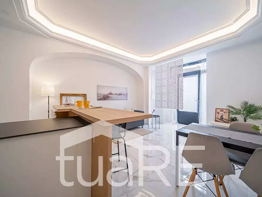 Immagine 12 di Appartamento in vendita  in Via Labicana a Roma