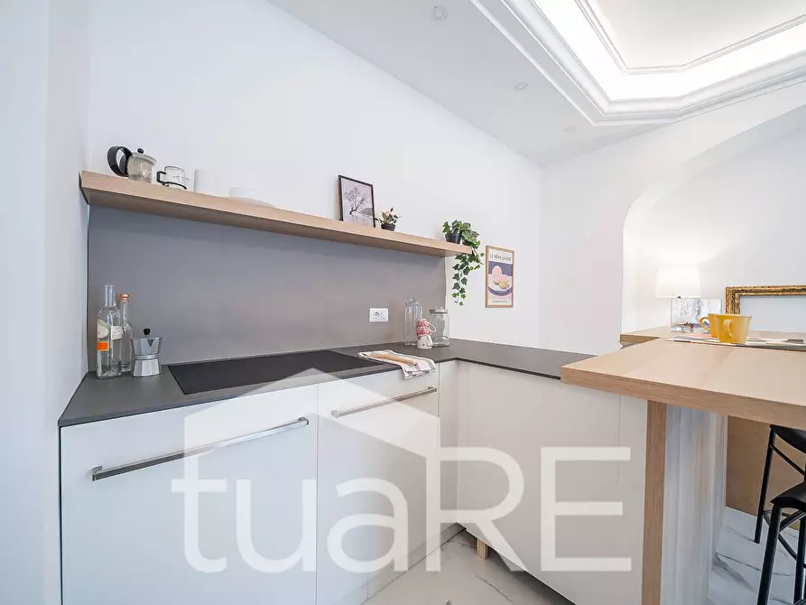 Immagine 17 di Appartamento in vendita  in Via Labicana a Roma