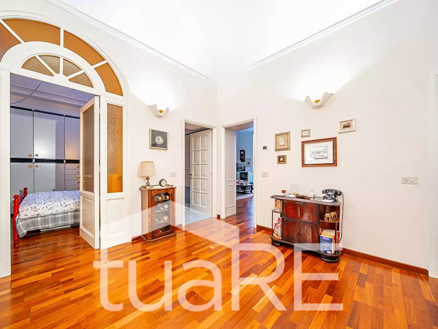 Immagine 3 di Appartamento in vendita  in Via Gaeta a Roma