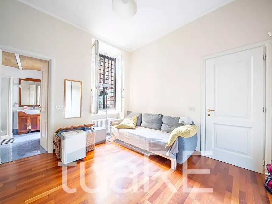 Immagine 7 di Appartamento in vendita  in Via Gaeta a Roma