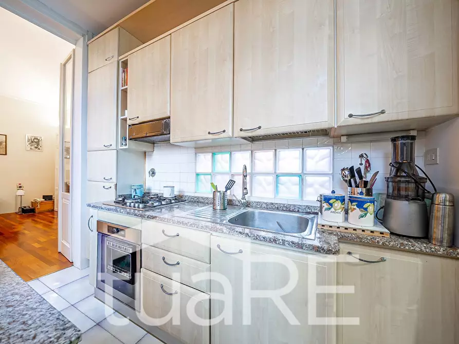 Immagine 11 di Appartamento in vendita  in Via Gaeta a Roma