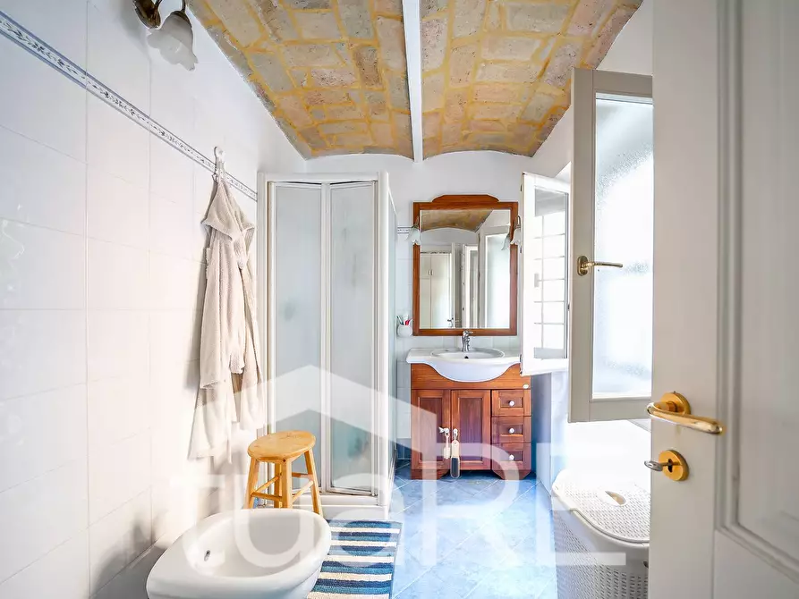 Immagine 14 di Appartamento in vendita  in Via Gaeta a Roma