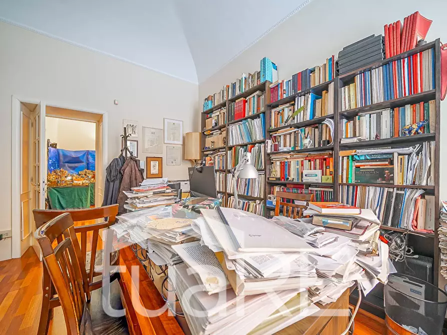 Immagine 21 di Appartamento in vendita  in Via Gaeta a Roma