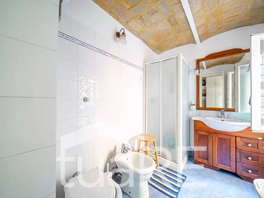 Immagine 27 di Appartamento in vendita  in Via Gaeta a Roma