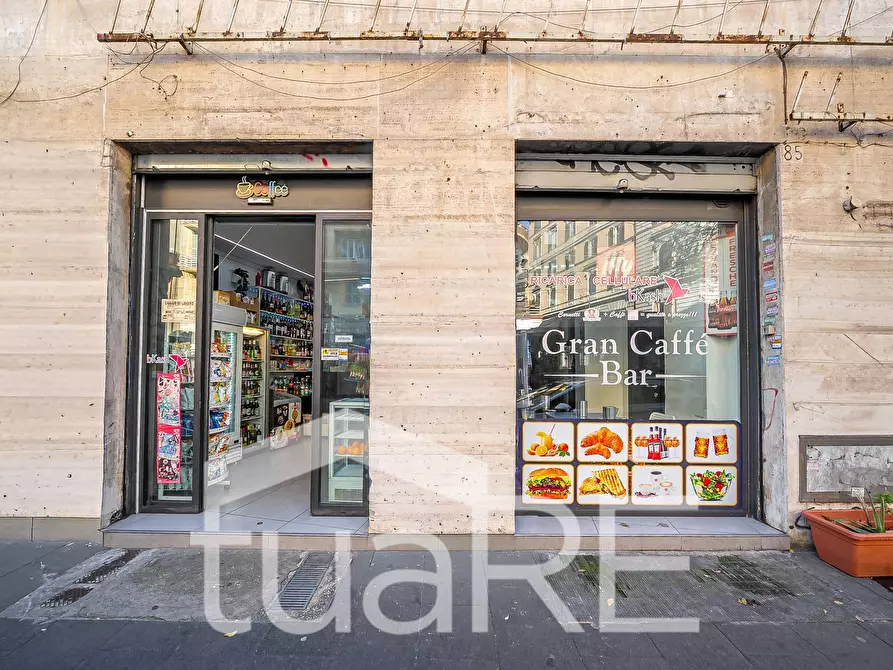 Immagine 3 di Negozio in vendita  in Via Principe Eugenio a Roma