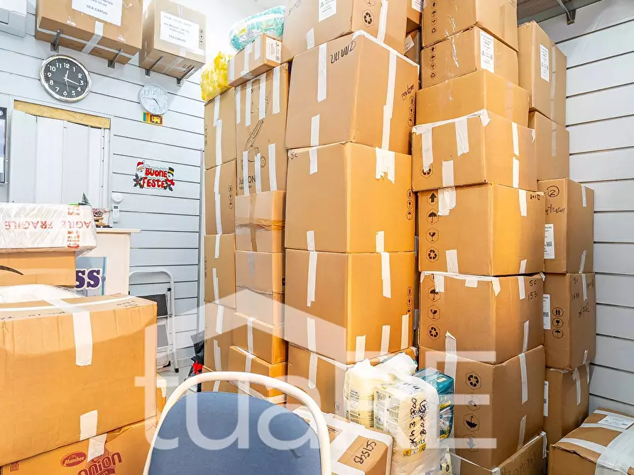 Immagine 13 di Negozio in vendita  in Via Principe Eugenio a Roma