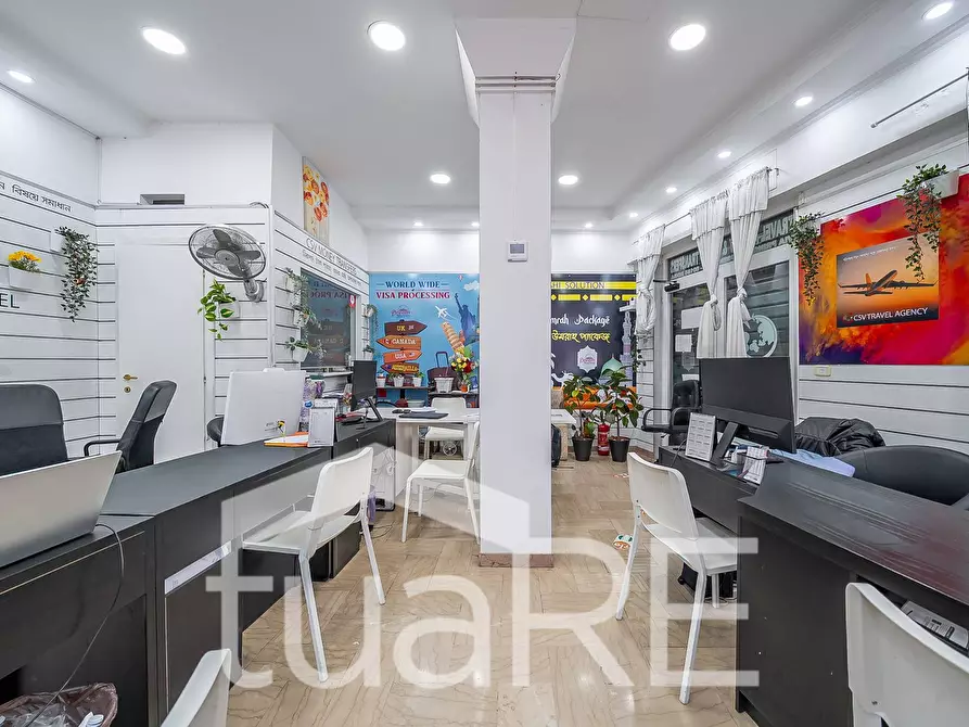 Immagine 14 di Negozio in vendita  in Via Principe Eugenio a Roma