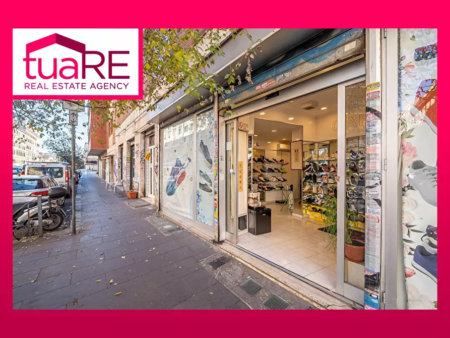 Immagine 1 di Negozio in vendita  in Via Principe Eugenio a Roma