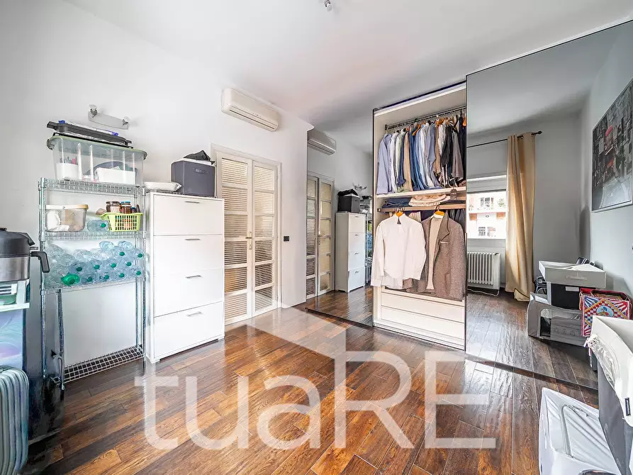 Immagine 10 di Appartamento in vendita  in Viale Dei Colli Portuensi a Roma