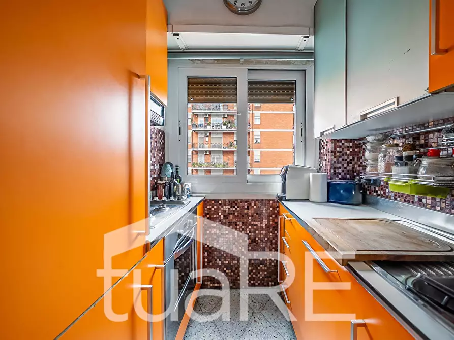 Immagine 12 di Appartamento in vendita  in Viale Dei Colli Portuensi a Roma