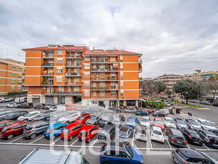 Immagine 19 di Appartamento in vendita  in Viale Dei Colli Portuensi a Roma