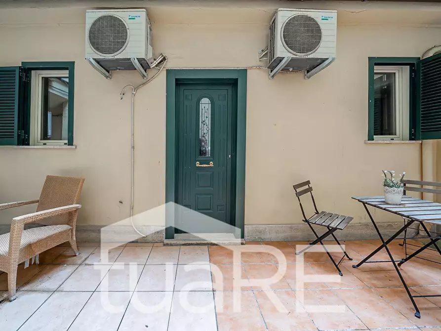 Immagine 2 di Appartamento in vendita  in Via Aurora a Roma