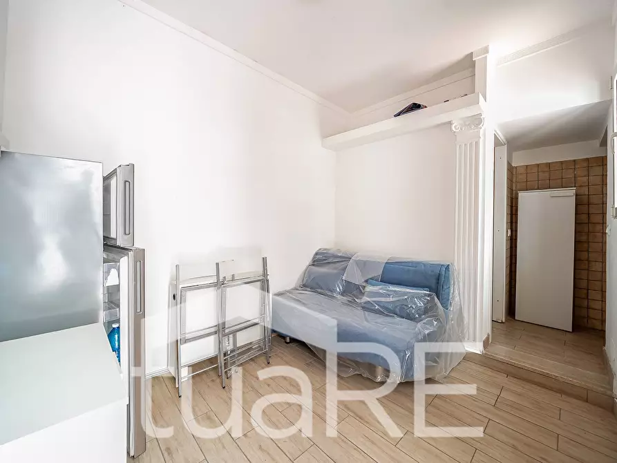 Immagine 3 di Appartamento in vendita  in Via Aurora a Roma