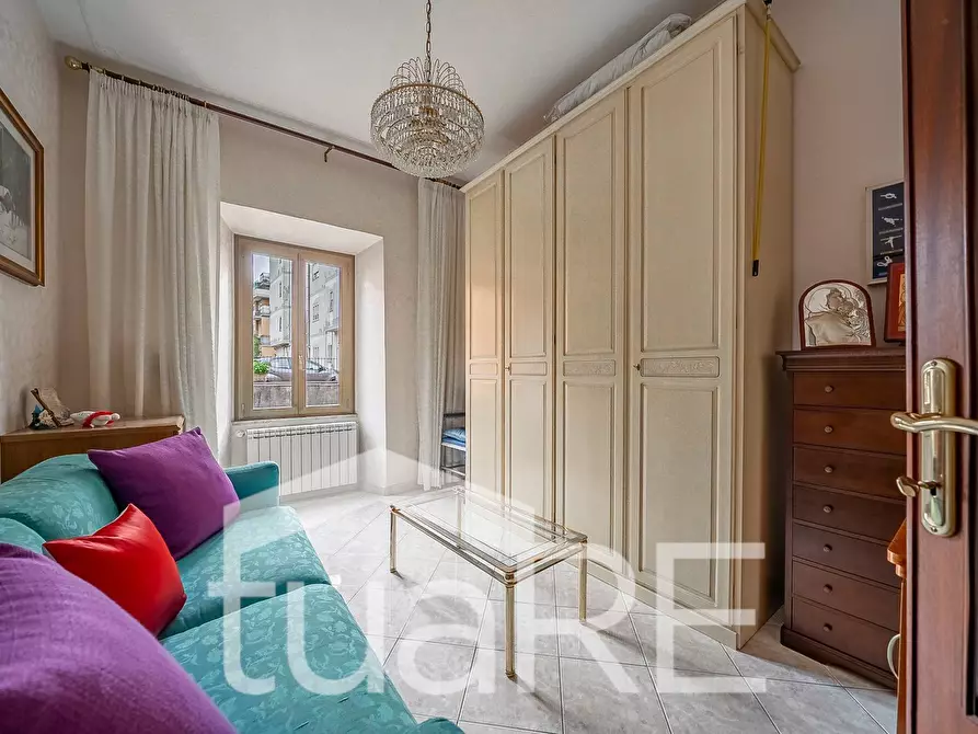 Immagine 5 di Appartamento in vendita  in Via Alessandro Avoli a Roma