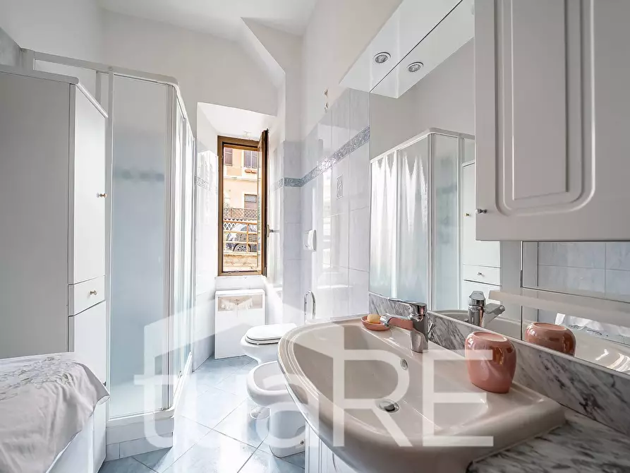 Immagine 12 di Appartamento in vendita  in Via Alessandro Avoli a Roma