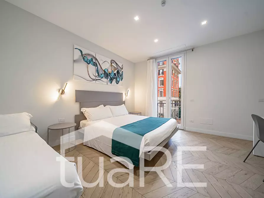 Immagine 5 di Appartamento in vendita  in Via Della Giuliana a Roma