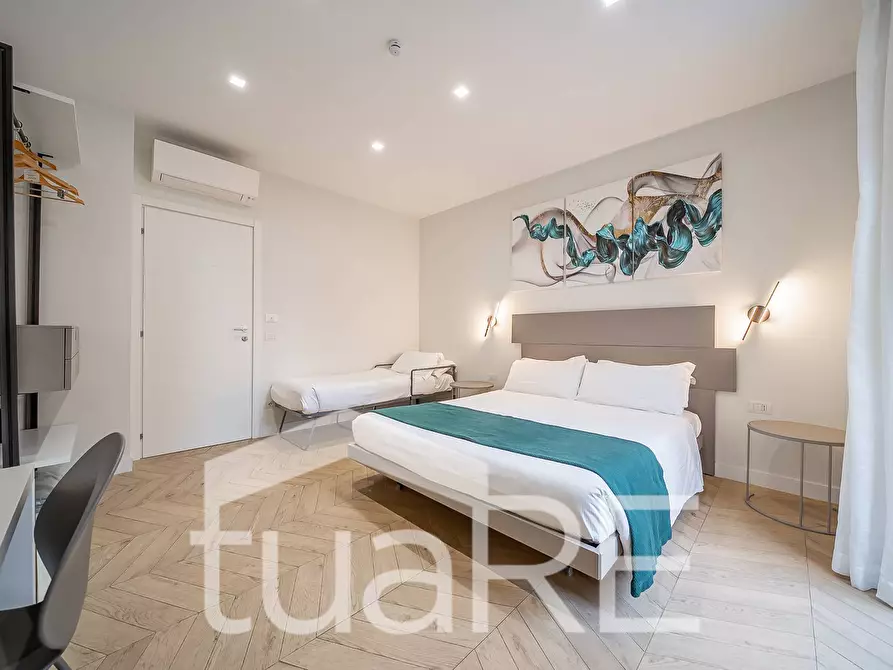 Immagine 6 di Appartamento in vendita  in Via Della Giuliana a Roma