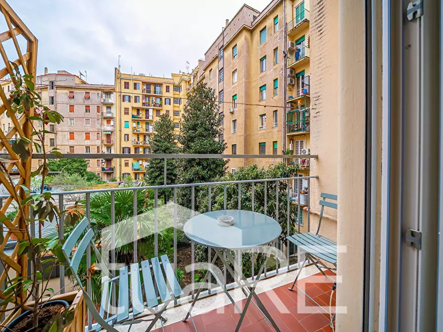 Immagine 10 di Appartamento in vendita  in Via Della Giuliana a Roma