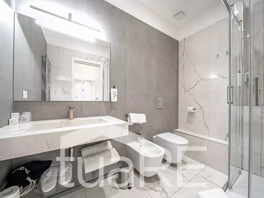 Immagine 13 di Appartamento in vendita  in Via Della Giuliana a Roma