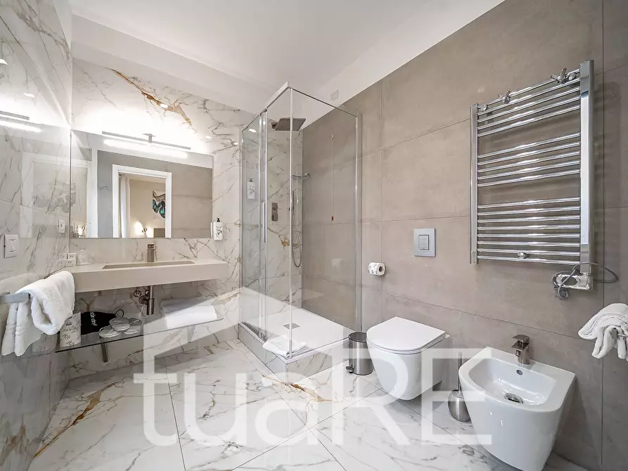 Immagine 15 di Appartamento in vendita  in Via Della Giuliana a Roma