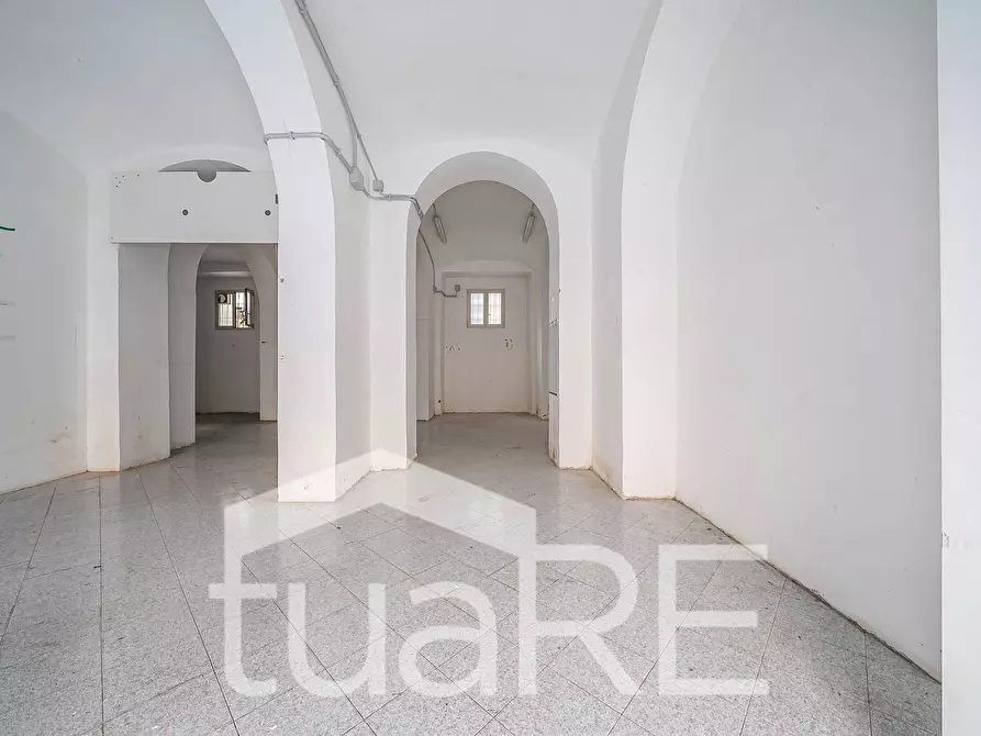 Immagine 7 di Negozio in vendita  in Via Giovanni Giolitti a Roma