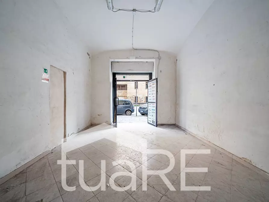 Immagine 3 di Negozio in vendita  in Via Giovanni Giolitti a Roma