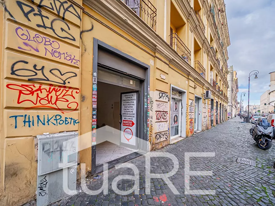 Immagine 6 di Negozio in vendita  in Via Giovanni Giolitti a Roma