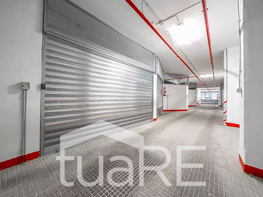 Immagine 7 di Box auto in vendita  in Via Iacopo Belgrado a Roma