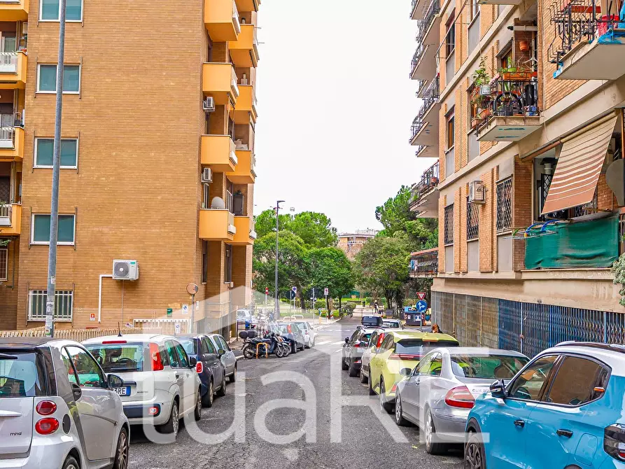 Immagine 20 di Box auto in vendita  in Via Iacopo Belgrado a Roma