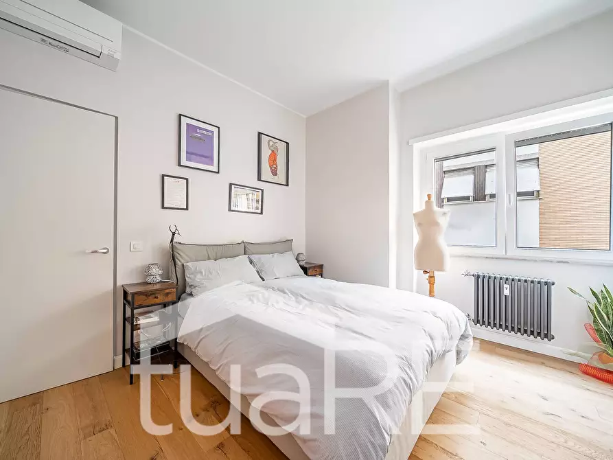 Immagine 7 di Appartamento in vendita  in Via Luigi Zambarelli a Roma