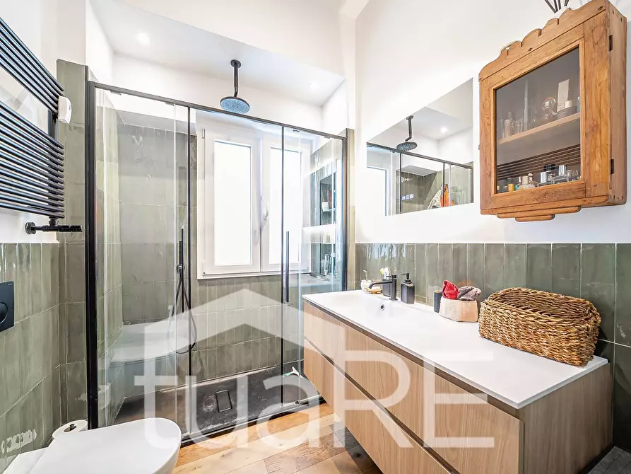 Immagine 10 di Appartamento in vendita  in Via Luigi Zambarelli a Roma