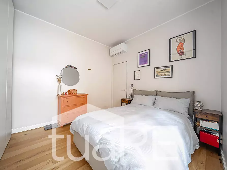 Immagine 21 di Appartamento in vendita  in Via Luigi Zambarelli a Roma