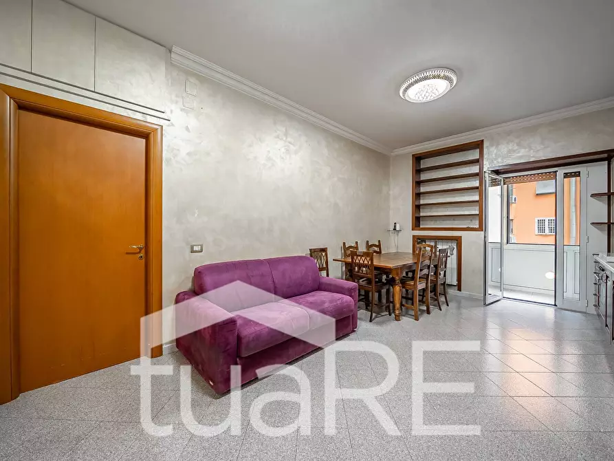Immagine 2 di Appartamento in vendita  in Via Asinari Di San Marzano a Roma