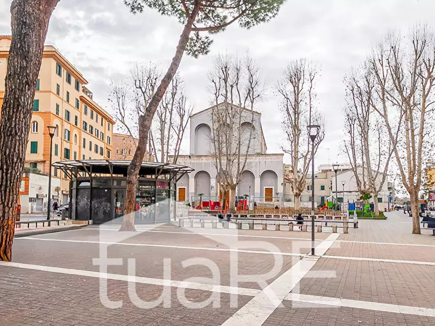 Immagine 20 di Appartamento in vendita  in Via Asinari Di San Marzano a Roma