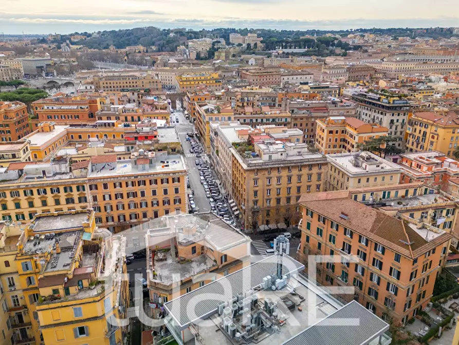 Immagine 19 di Appartamento in vendita  in Via Properzio a Roma