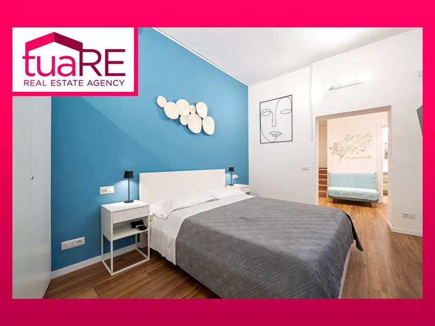 Immagine 1 di Appartamento in vendita  in Via Francesco Crispi a Roma