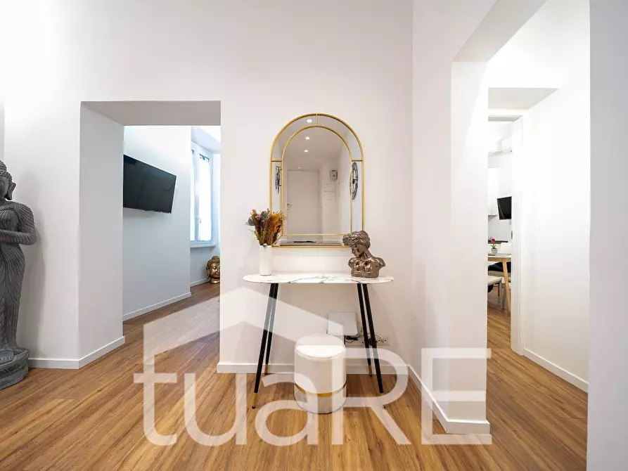 Immagine 16 di Appartamento in vendita  in Via Francesco Crispi a Roma