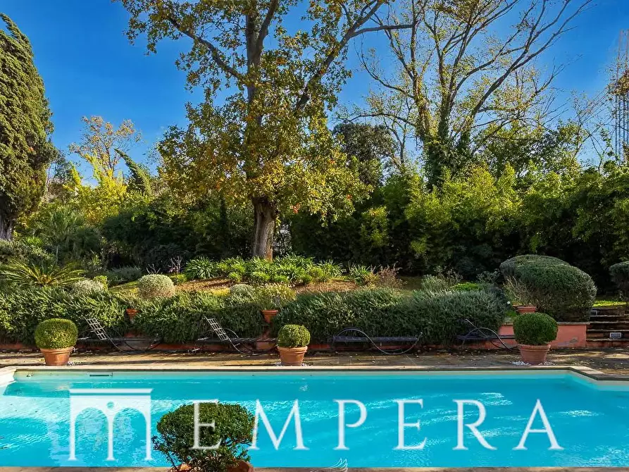 Immagine 3 di Villa in vendita  in Via Del Casale Solaro a Roma