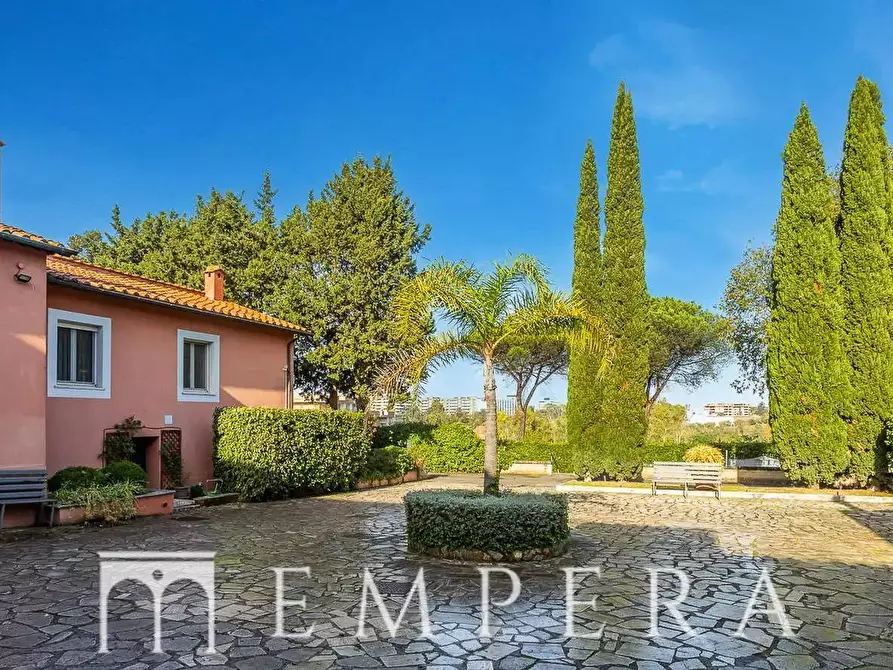 Immagine 13 di Villa in vendita  in Via Del Casale Solaro a Roma