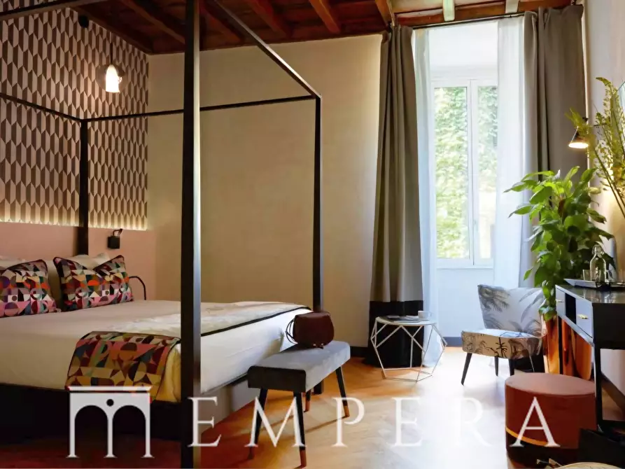 Immagine 4 di Appartamento in vendita  in Via Margutta a Roma