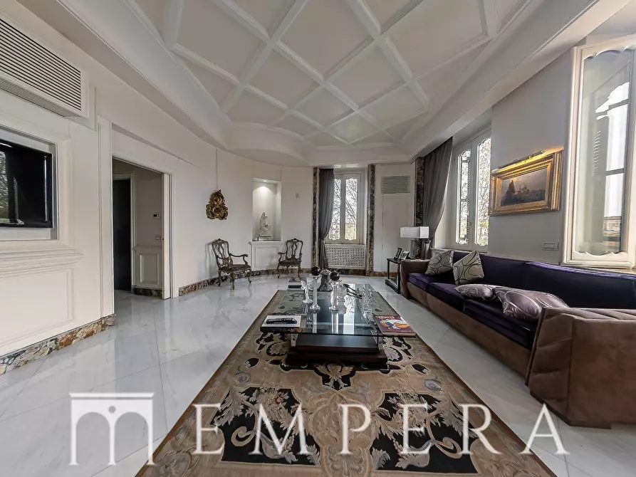 Immagine 9 di Appartamento in vendita  in Piazza Del Porto Di Ripetta a Roma