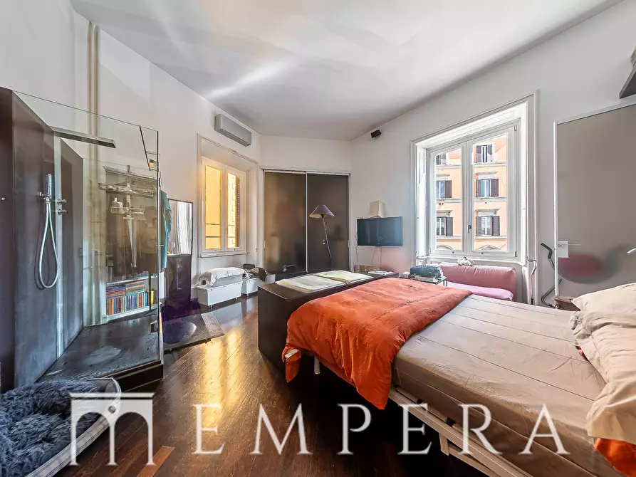 Immagine 8 di Appartamento in vendita  in Via Bergamo a Roma