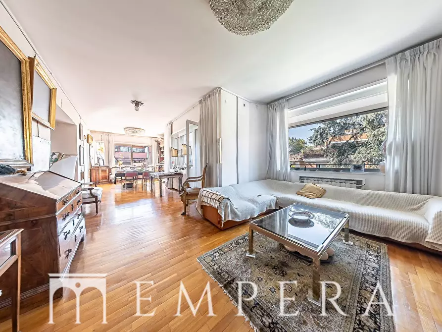 Immagine 5 di Attico in vendita  in Via Della Farnesina a Roma