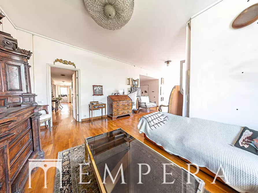 Immagine 6 di Attico in vendita  in Via Della Farnesina a Roma